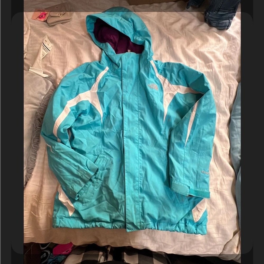 Girl north face HyVent